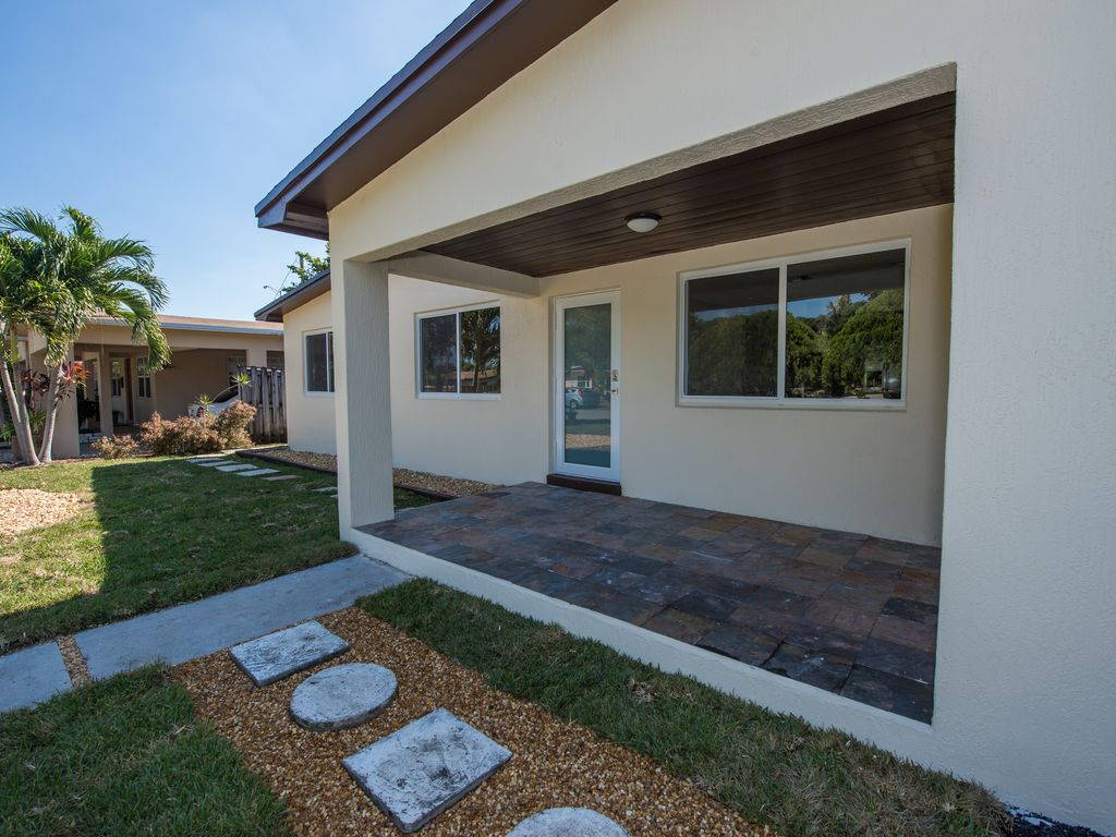Hollywood home with impact windows and doors